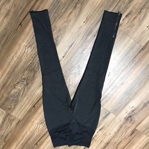Reserved lot of maternity leggings